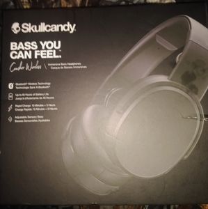 Skull Candy "Skull Crushers" Bluetooth *Pro audio*
